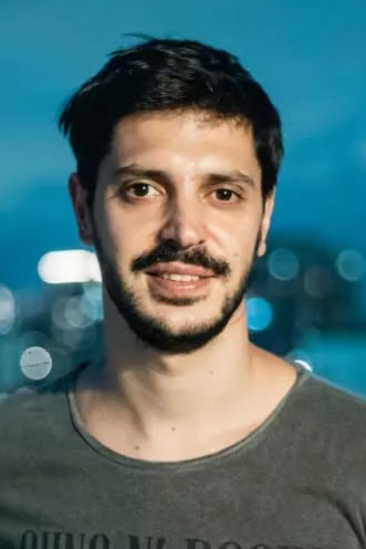 Ignacio Torres backdrop