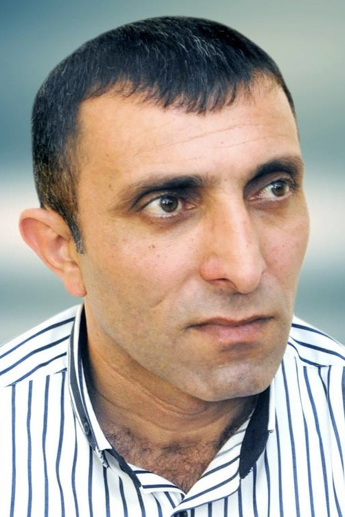 Yalchin Salimov backdrop