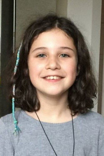 Line Signoret backdrop