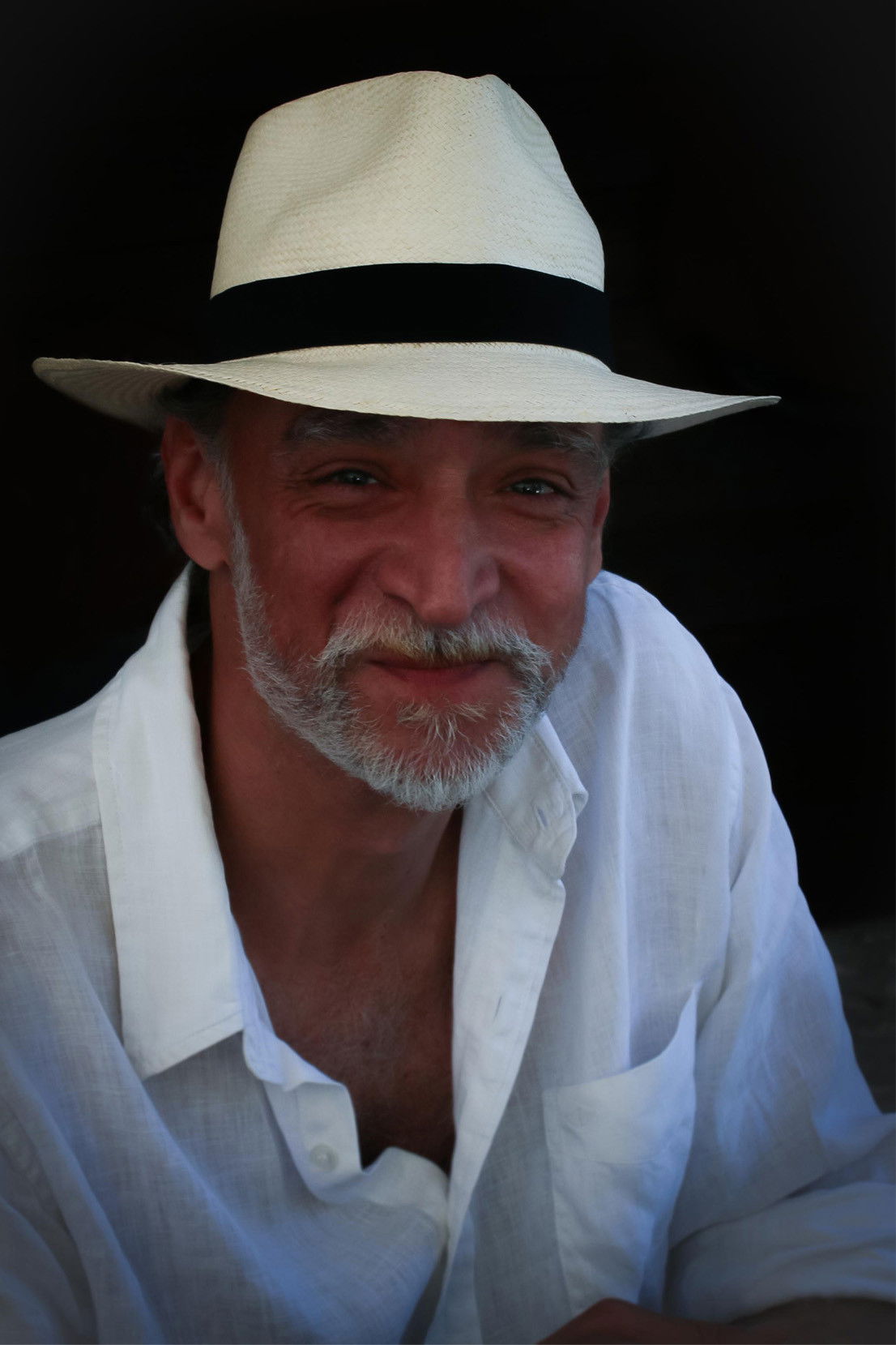 Paolo Di Maio backdrop