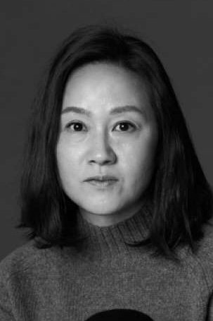 Seo Young-hwa backdrop