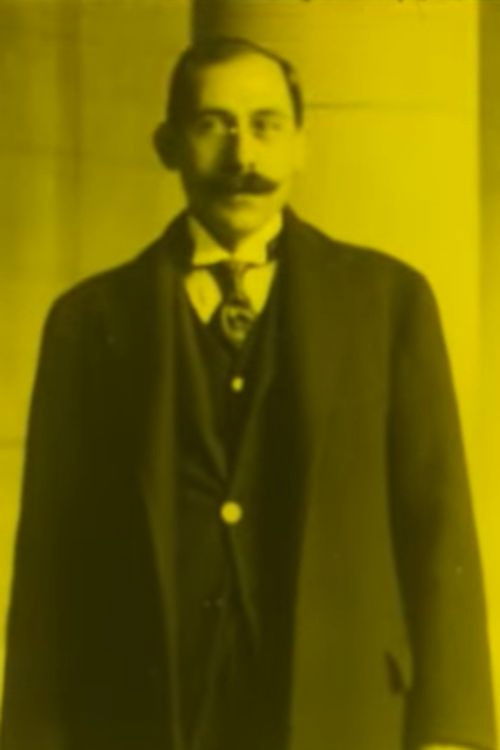 Juan Manuel Giuffra backdrop