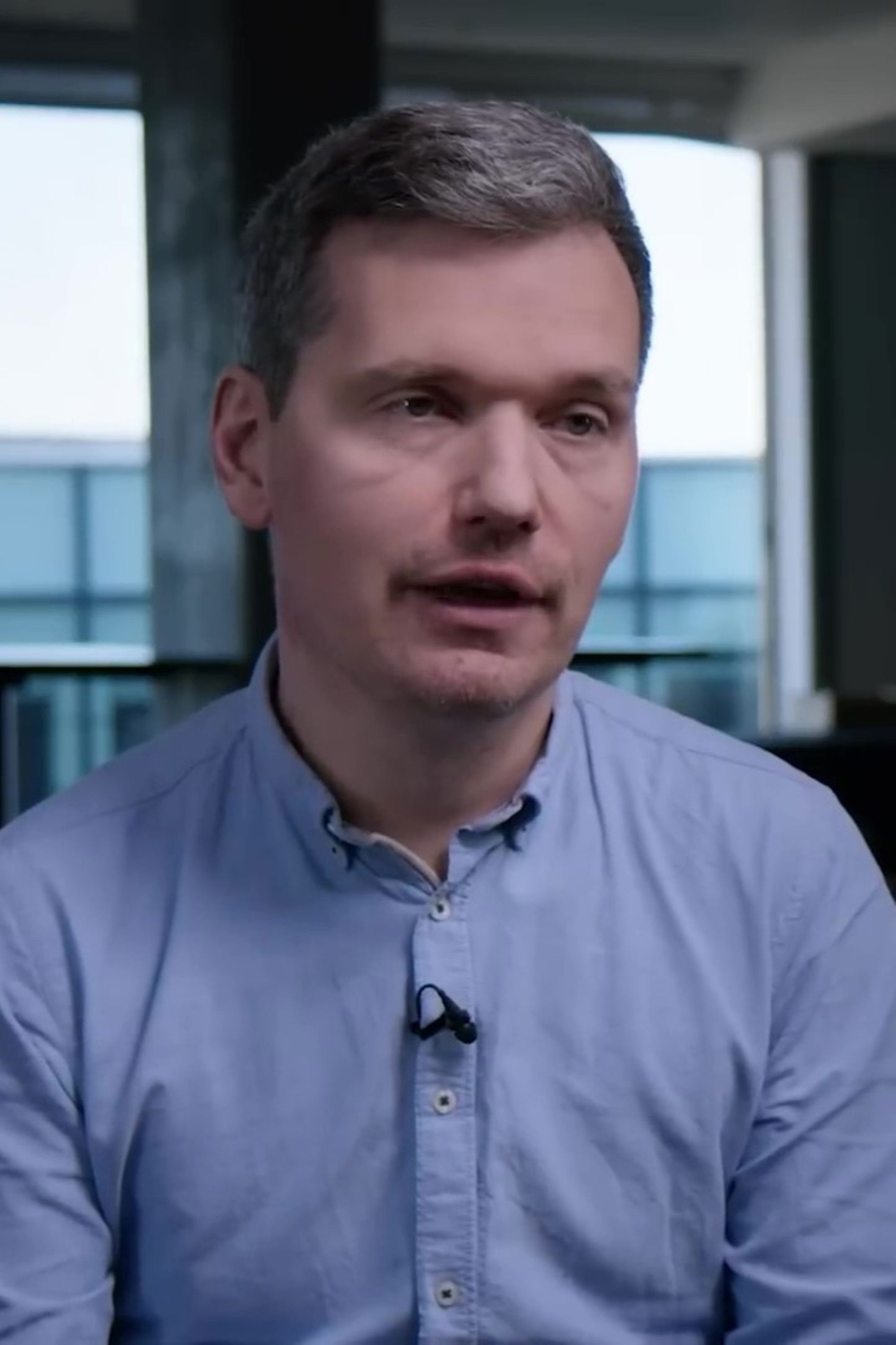 Tommy Stubbington backdrop