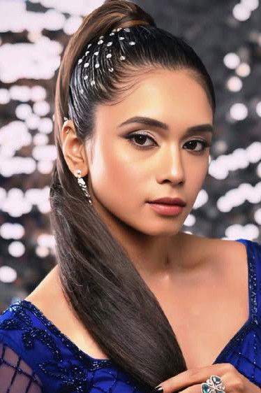 Ash Melo Skylar backdrop