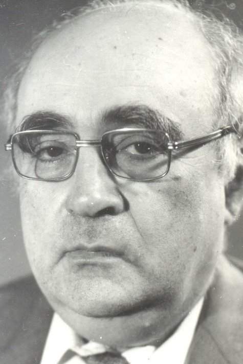 Lev Milchin backdrop