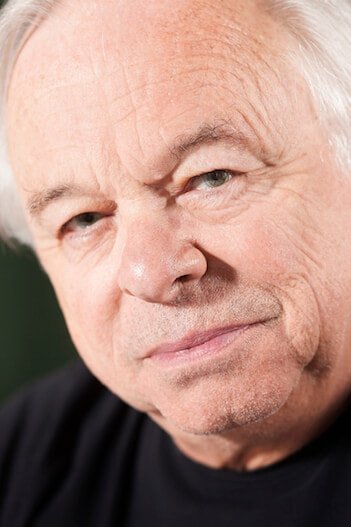 Raymond Cloutier backdrop