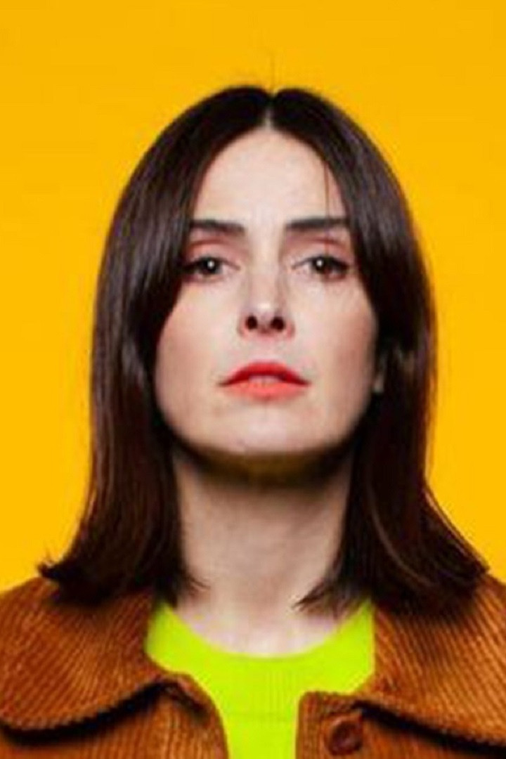 Amaia Tirapu backdrop