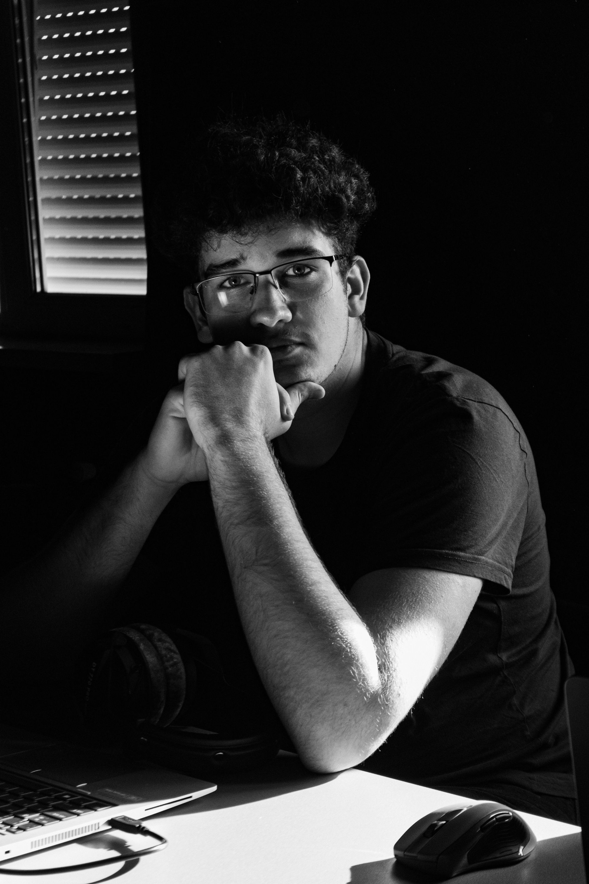 Iustin Bauer backdrop