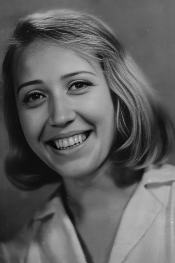 Elena Gekker backdrop