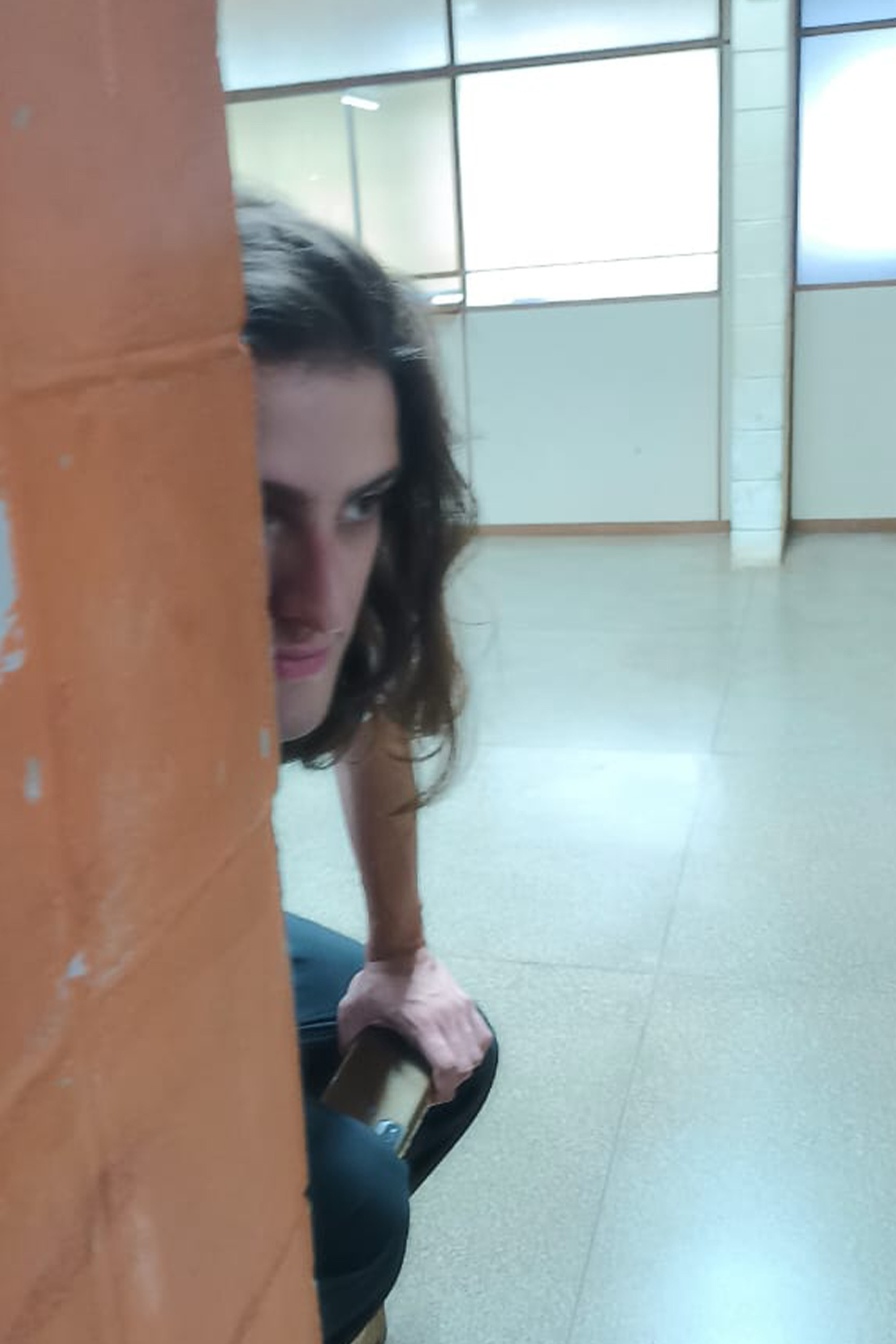 Caio Correa Mendes backdrop