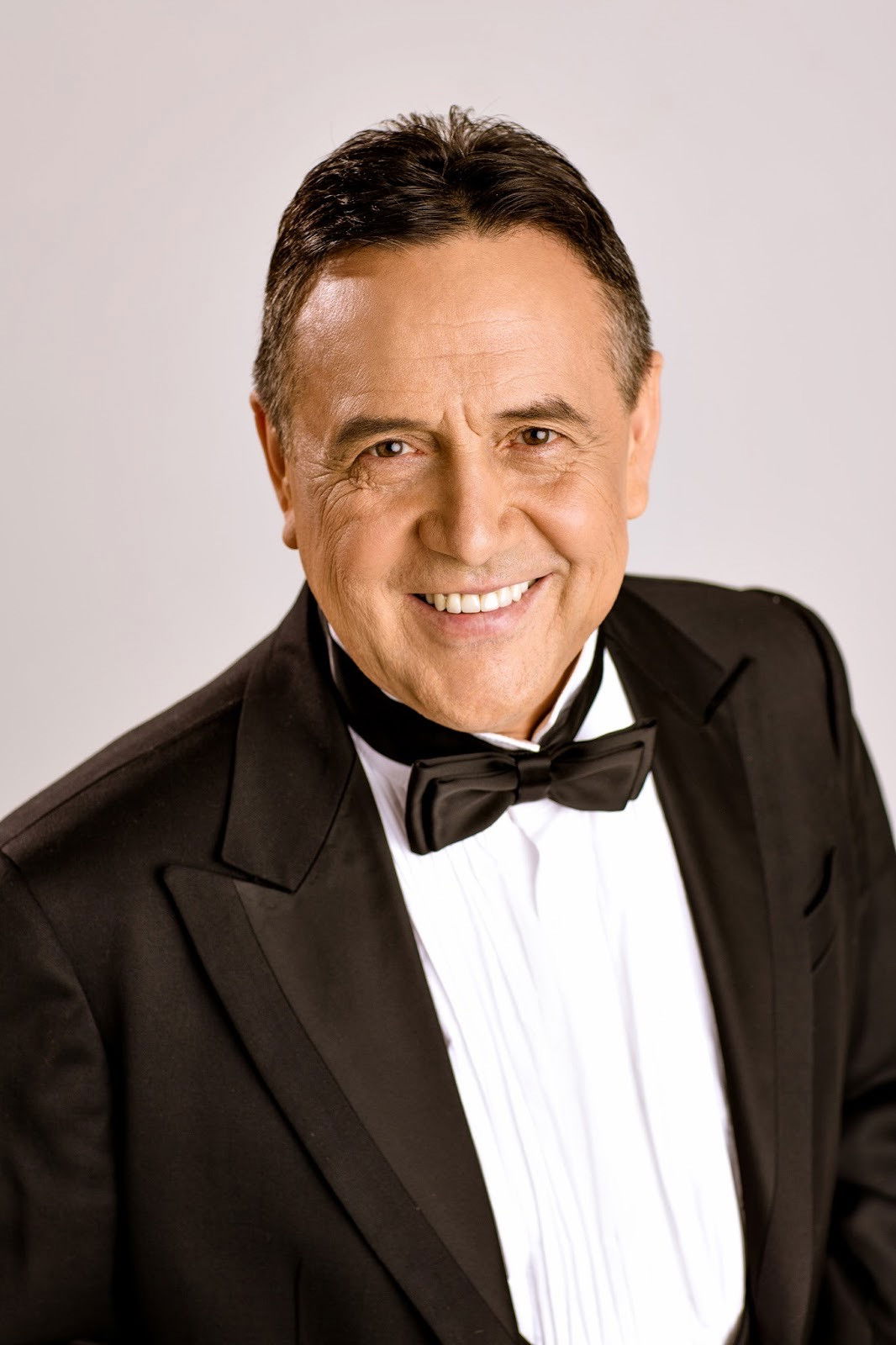 Renat Ibragimov backdrop