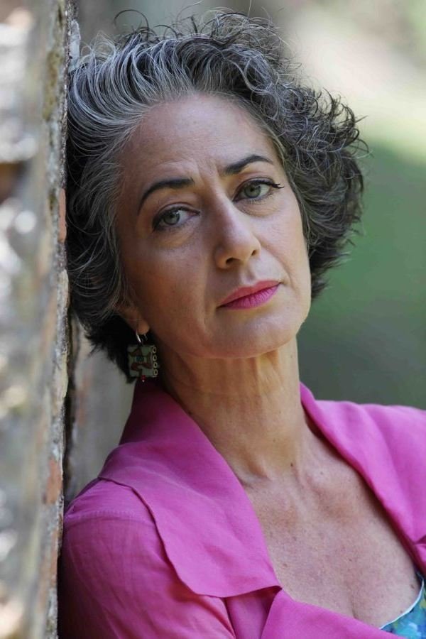 Alessandra Costanzo backdrop