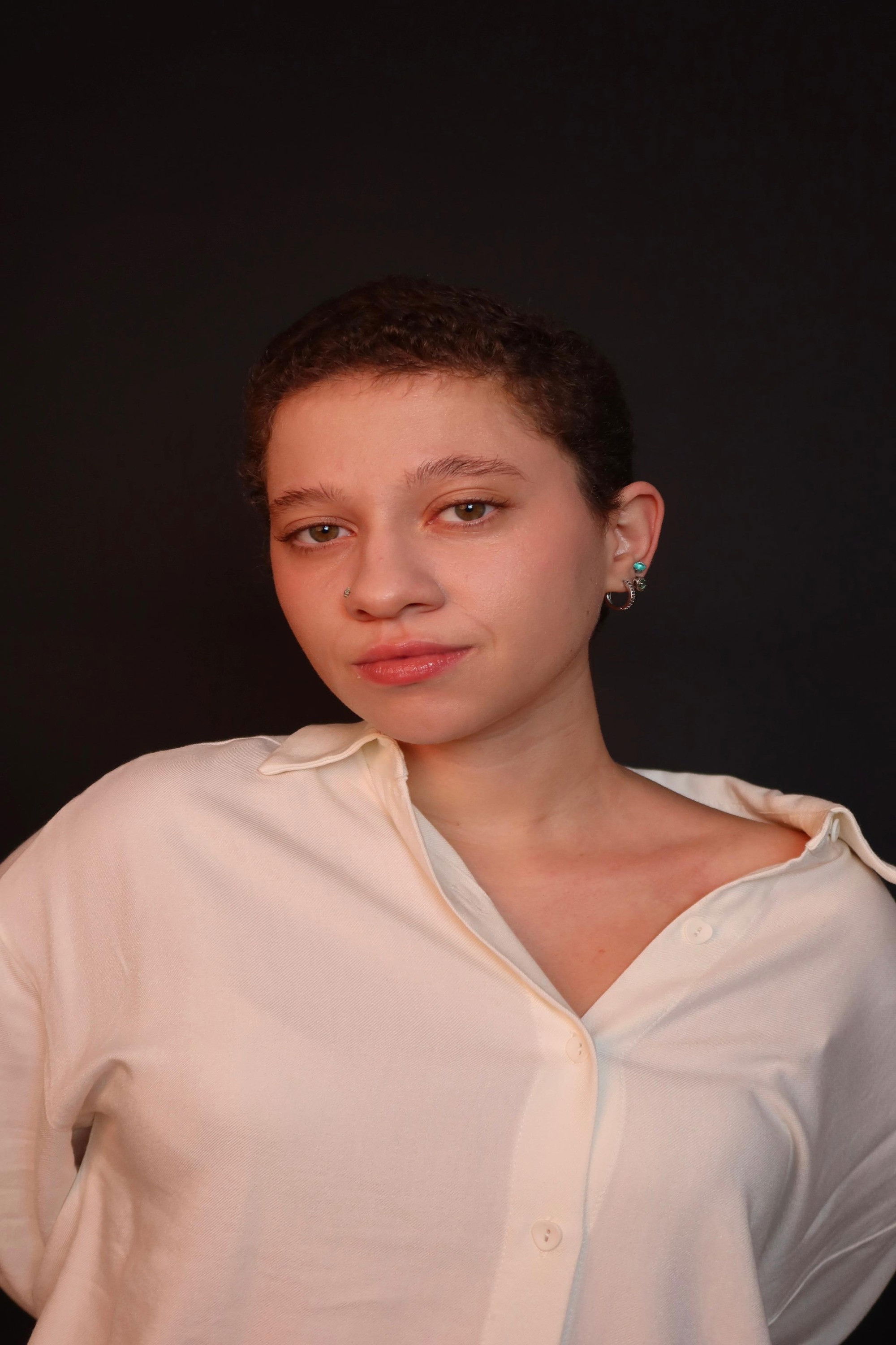 Nicolle Araujo backdrop