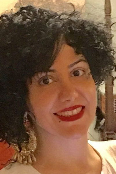 Elham Azizi backdrop