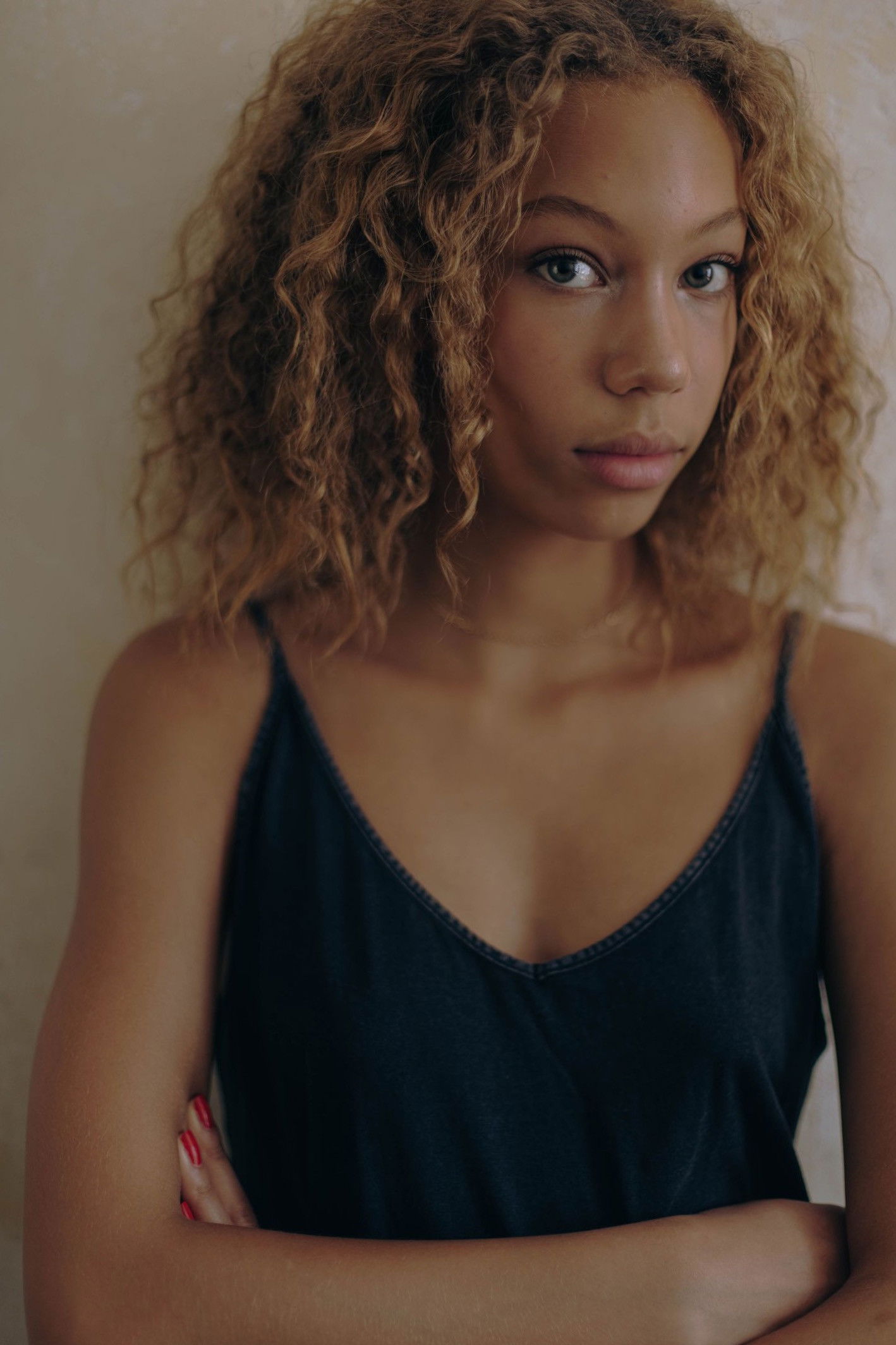 Hanaé Rollier-Bertetti backdrop