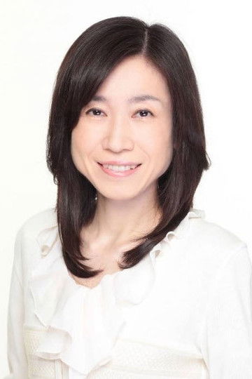 Shizuka Ohya backdrop