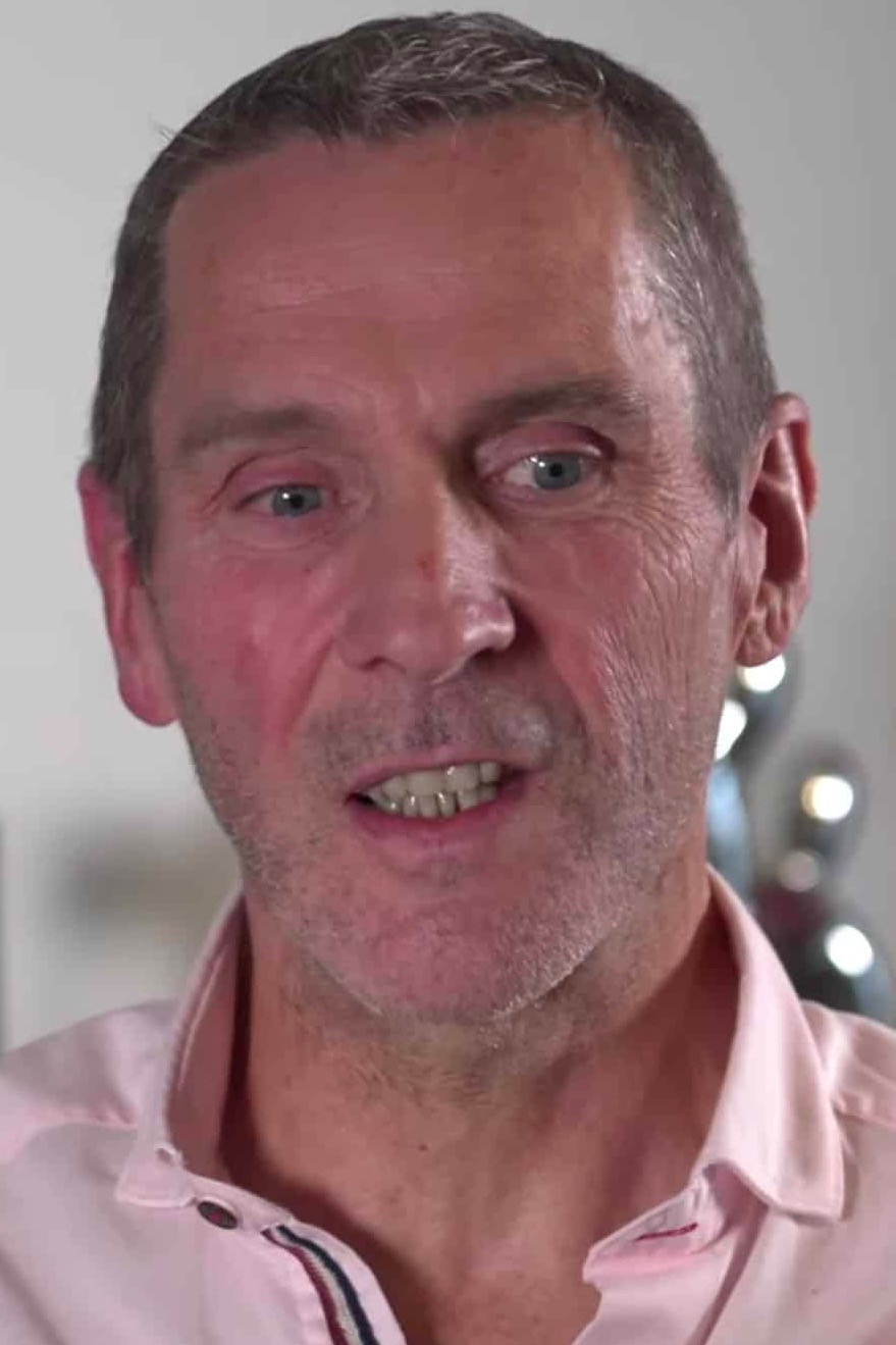 Jean-François Bresset backdrop