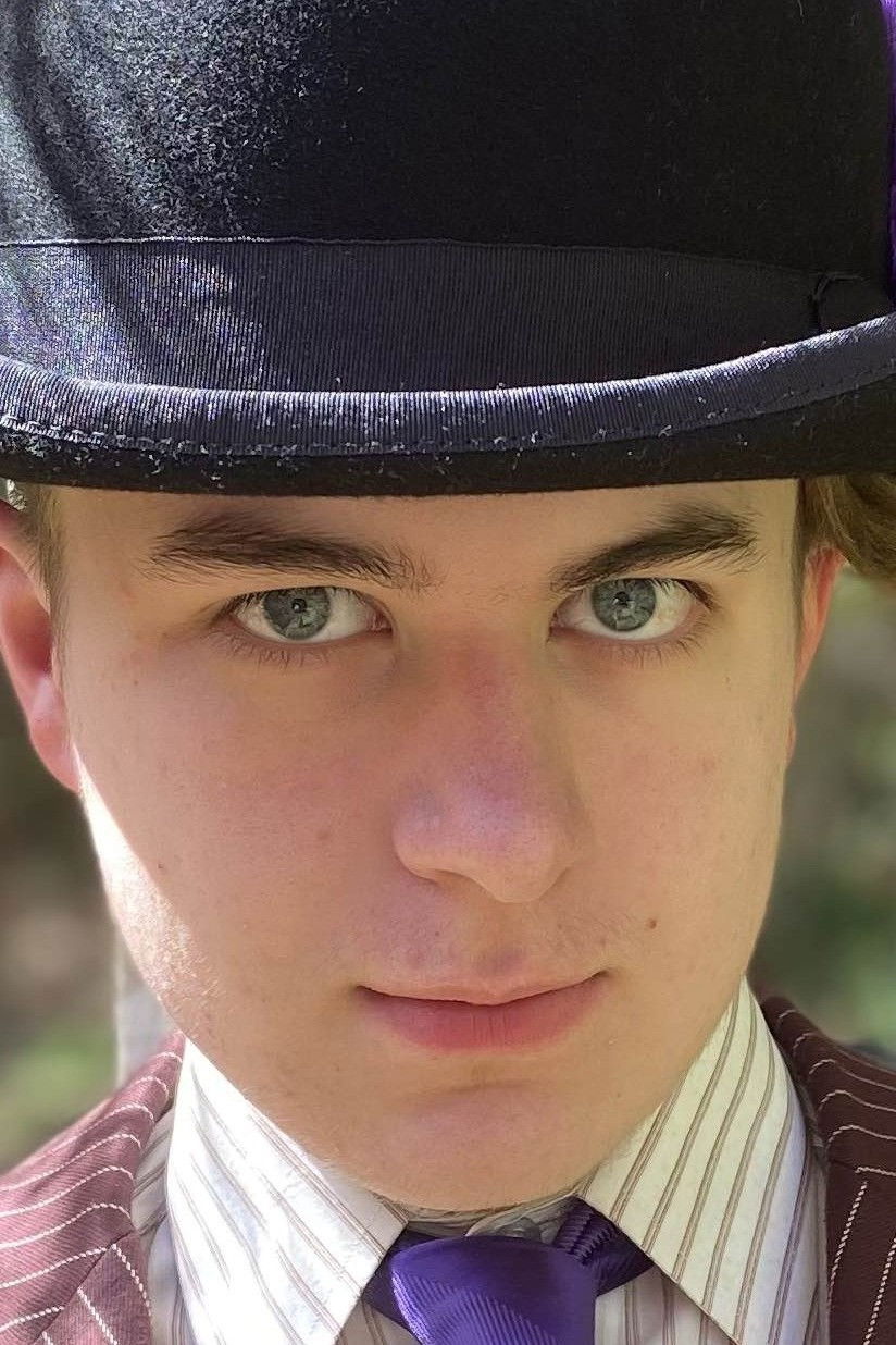 Oscar Bellamy backdrop