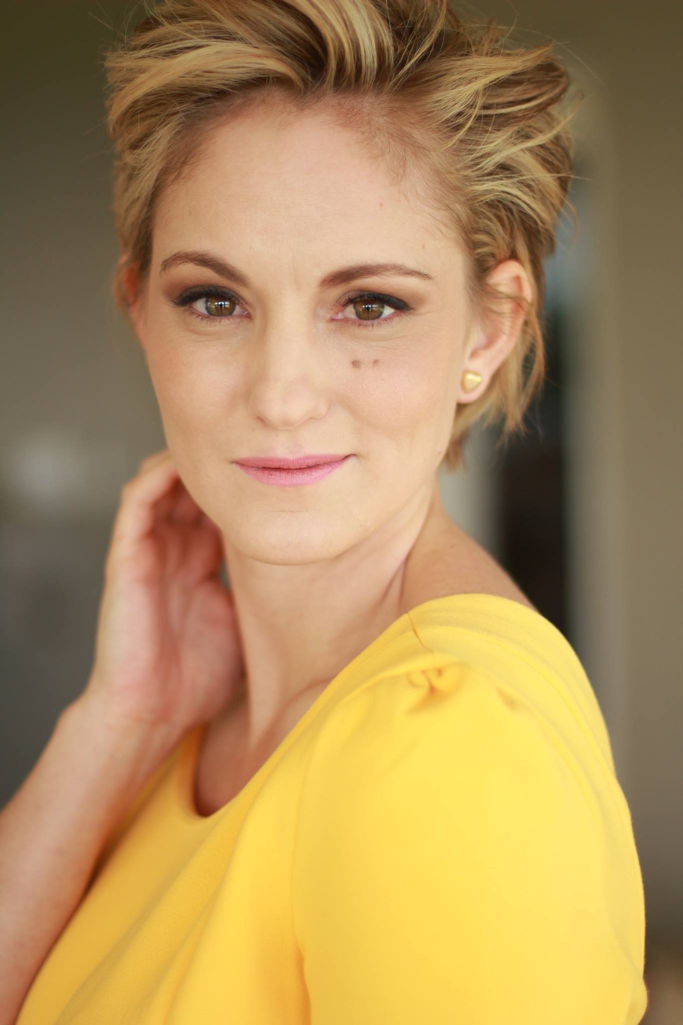 Lelia Etsebeth backdrop