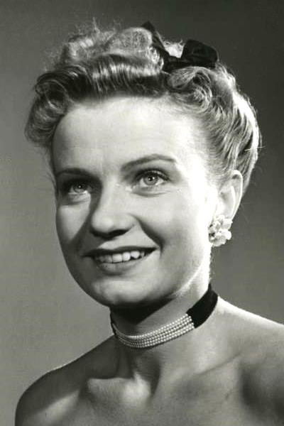 Inge-Lise Grue backdrop