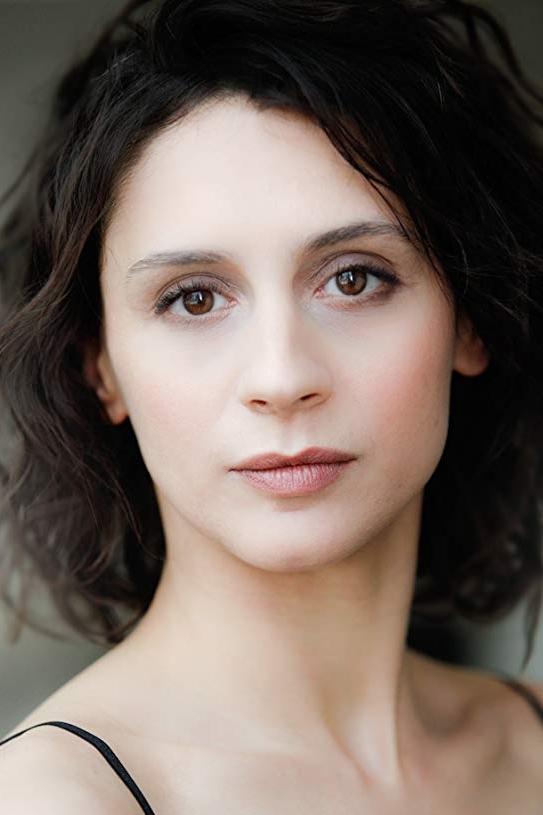 Lana Ettinger backdrop