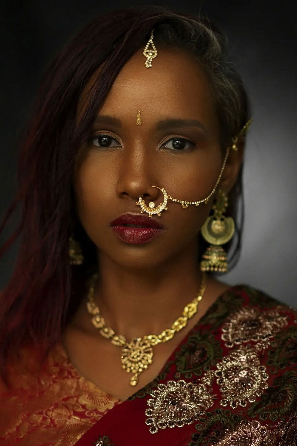 Anaëlle Latchimy backdrop