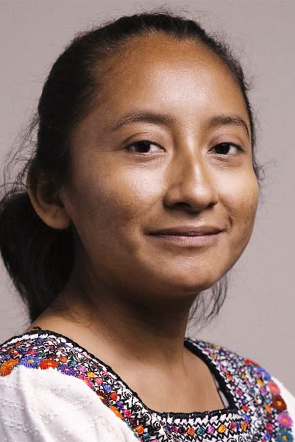 Alicia Roxana Mucú backdrop