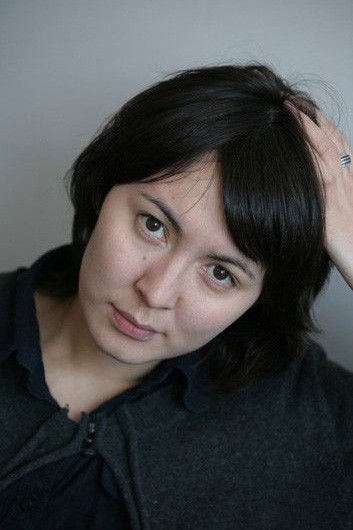 Fluza Farkhshatova backdrop