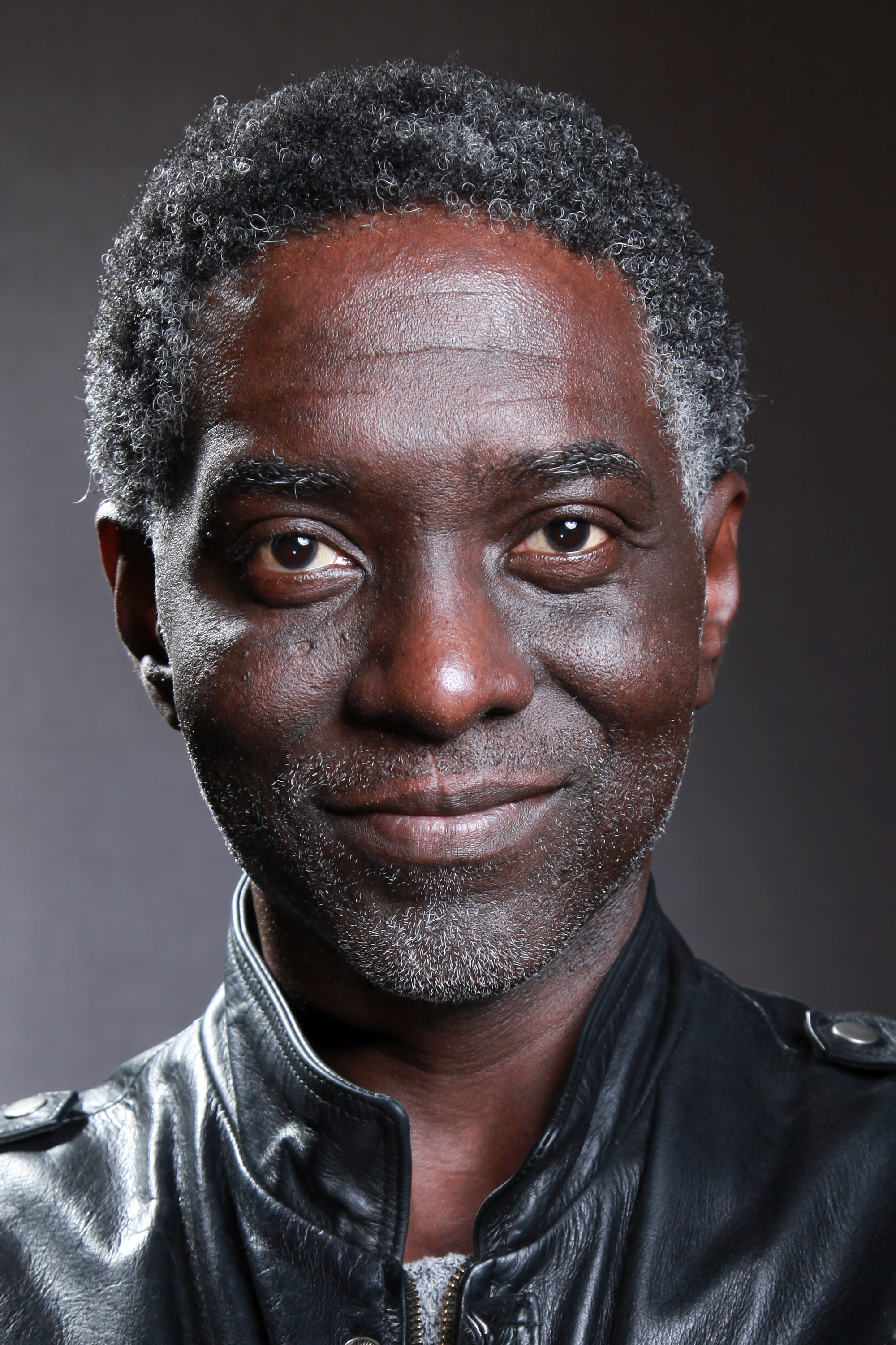 Benjamin Louis backdrop