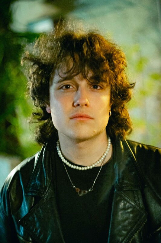 Philipp Machill backdrop