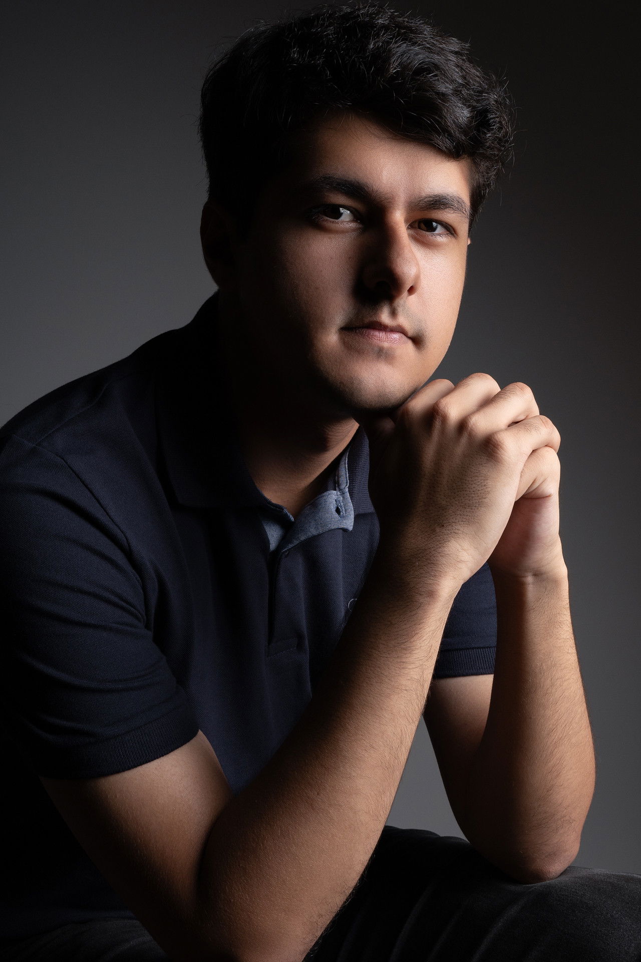 Antônio Maciel backdrop