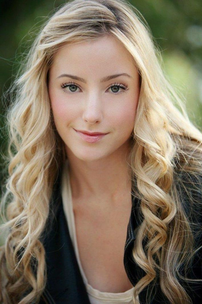 Katelyn Pacitto backdrop