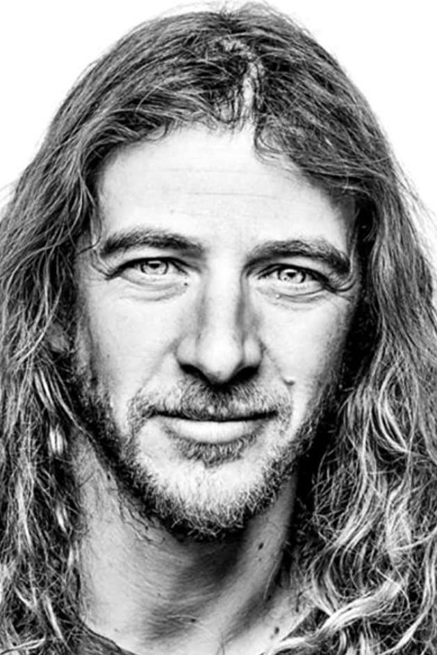 Sage Cattabriga-Alosa backdrop