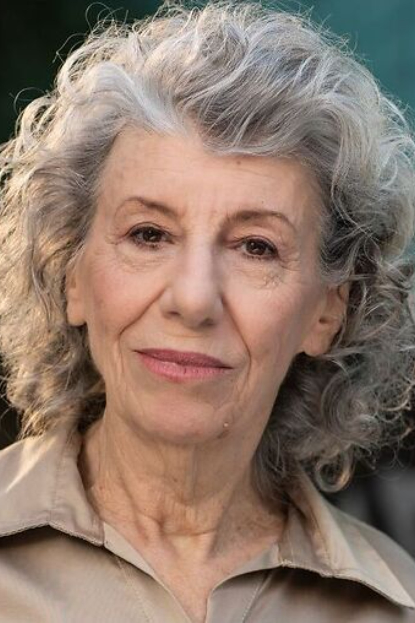 Lucélia Maquiavelli backdrop