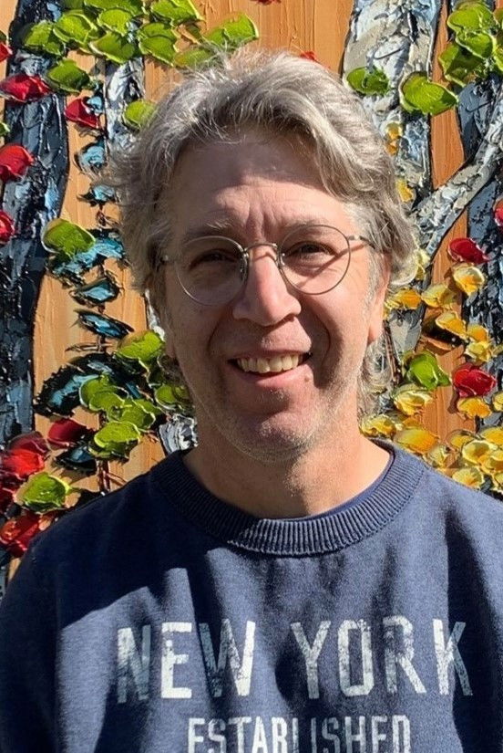 Stefan Horik backdrop