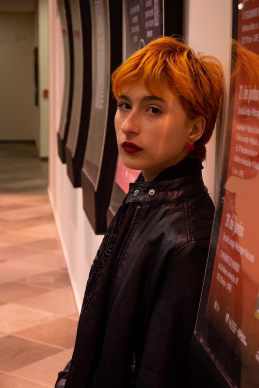 Yasmyn Almeida backdrop