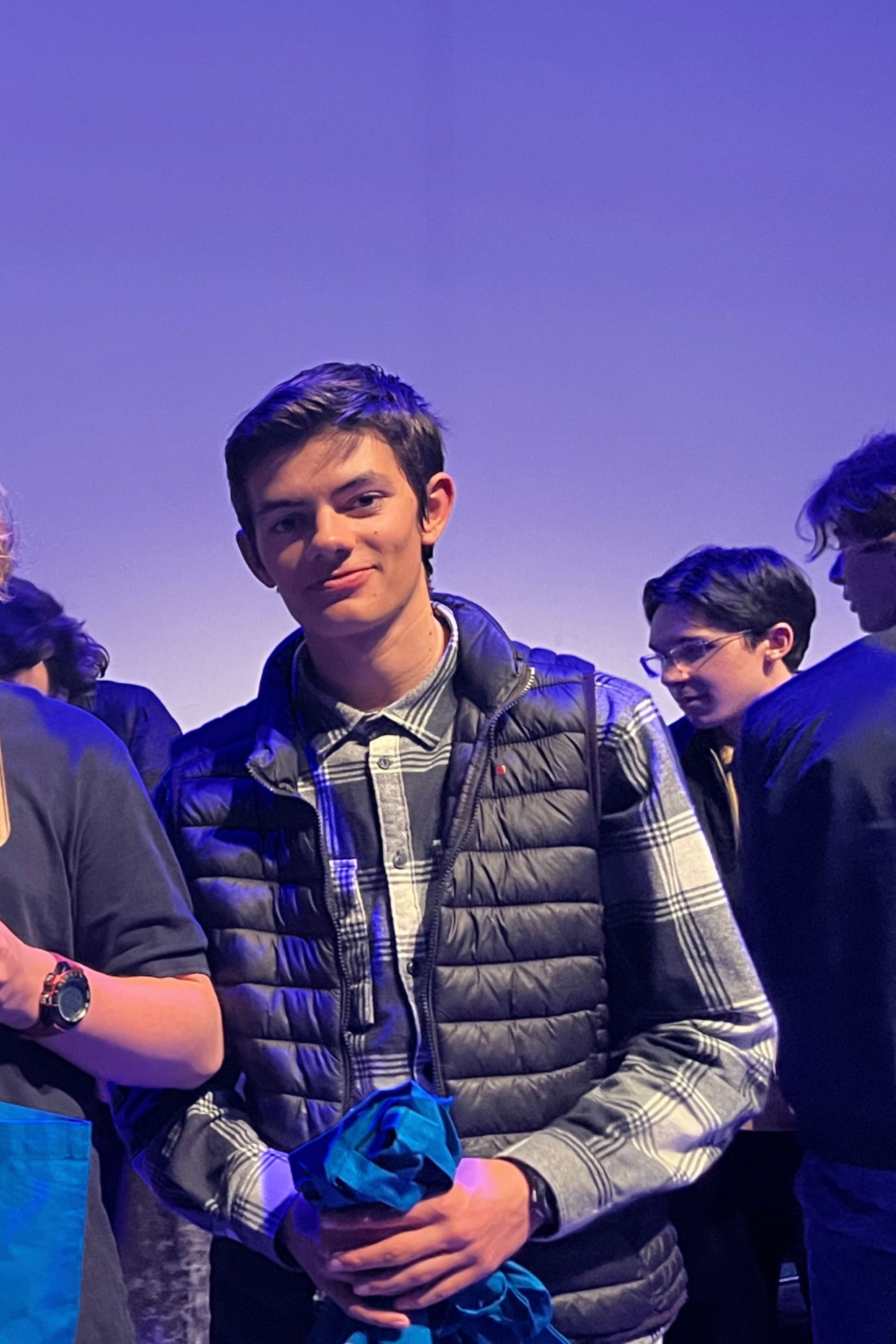 Loan Barabes backdrop