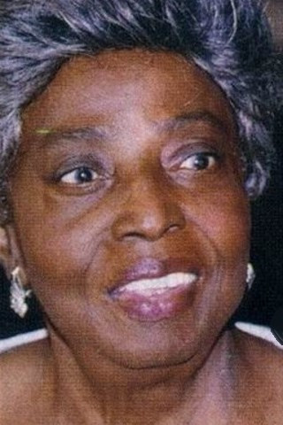 Cléa Simões backdrop