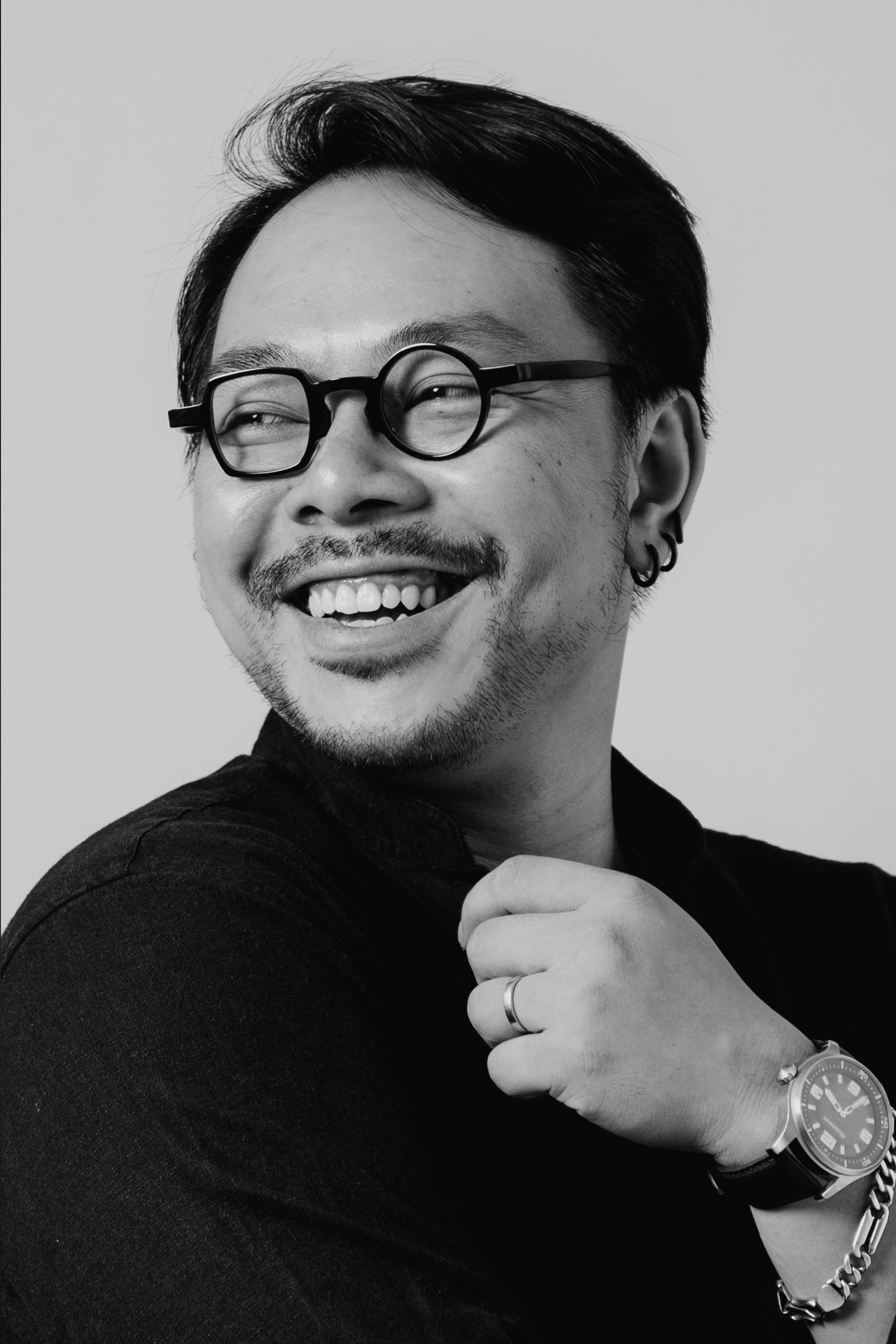 Félix Bach backdrop