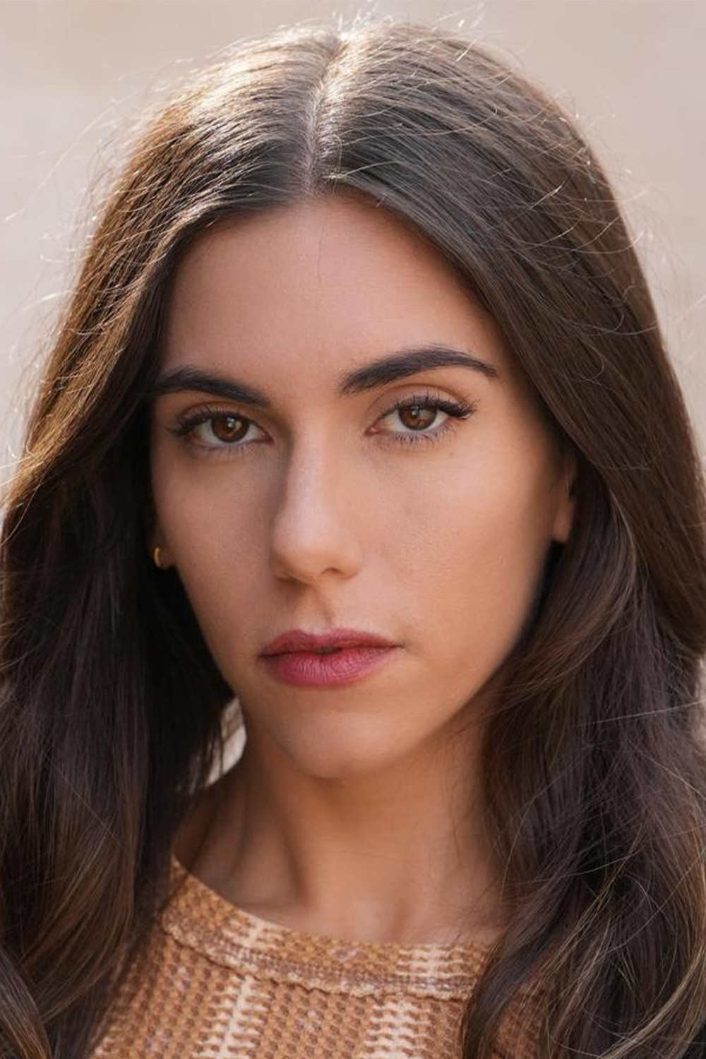 Moira Macedo backdrop