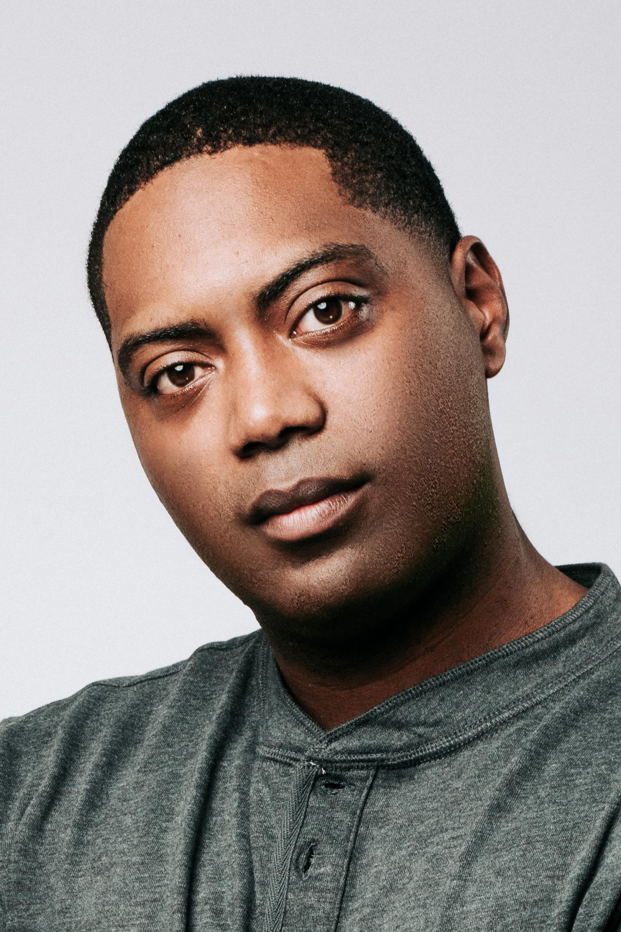 Michael Davis backdrop