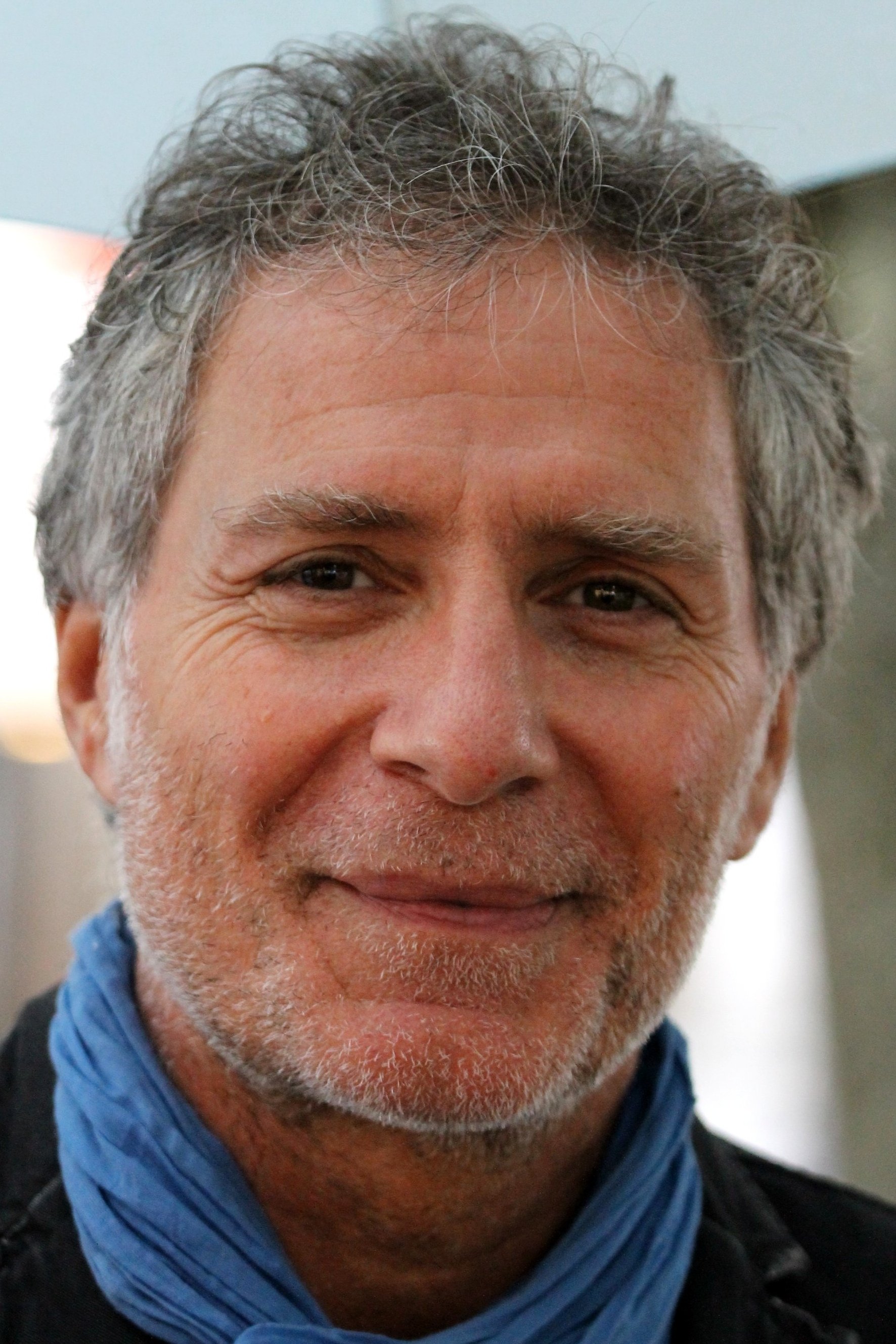 Laurent Olmedo backdrop