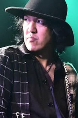 Ai Ishigaki backdrop