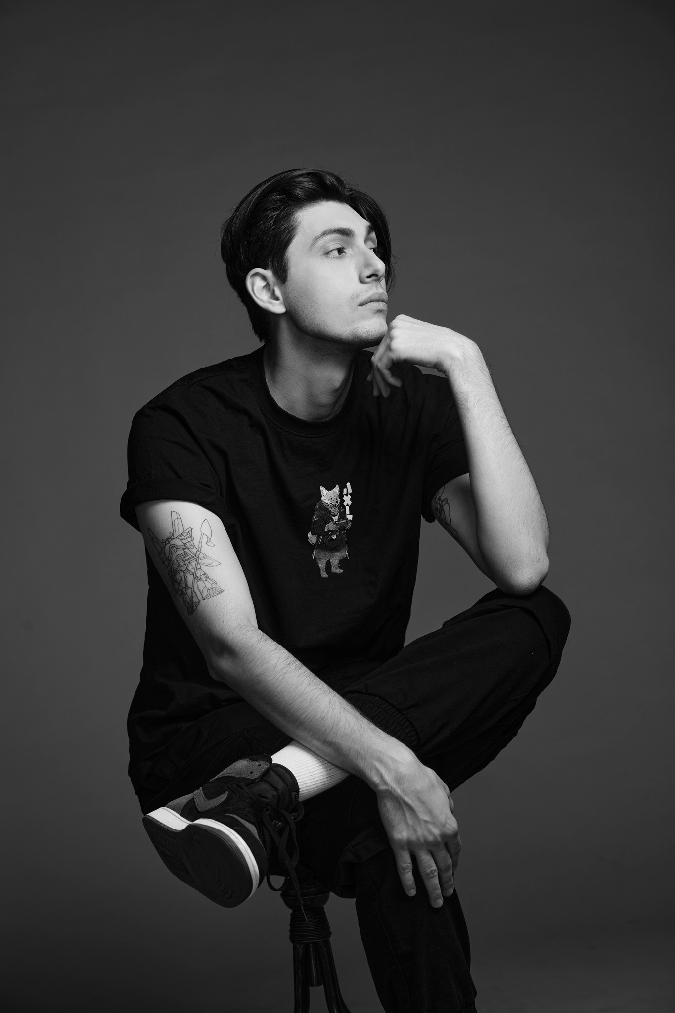 Todor Lichev backdrop