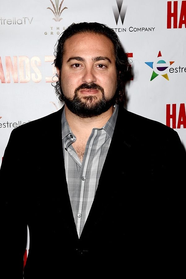 Jonathan Jakubowicz backdrop