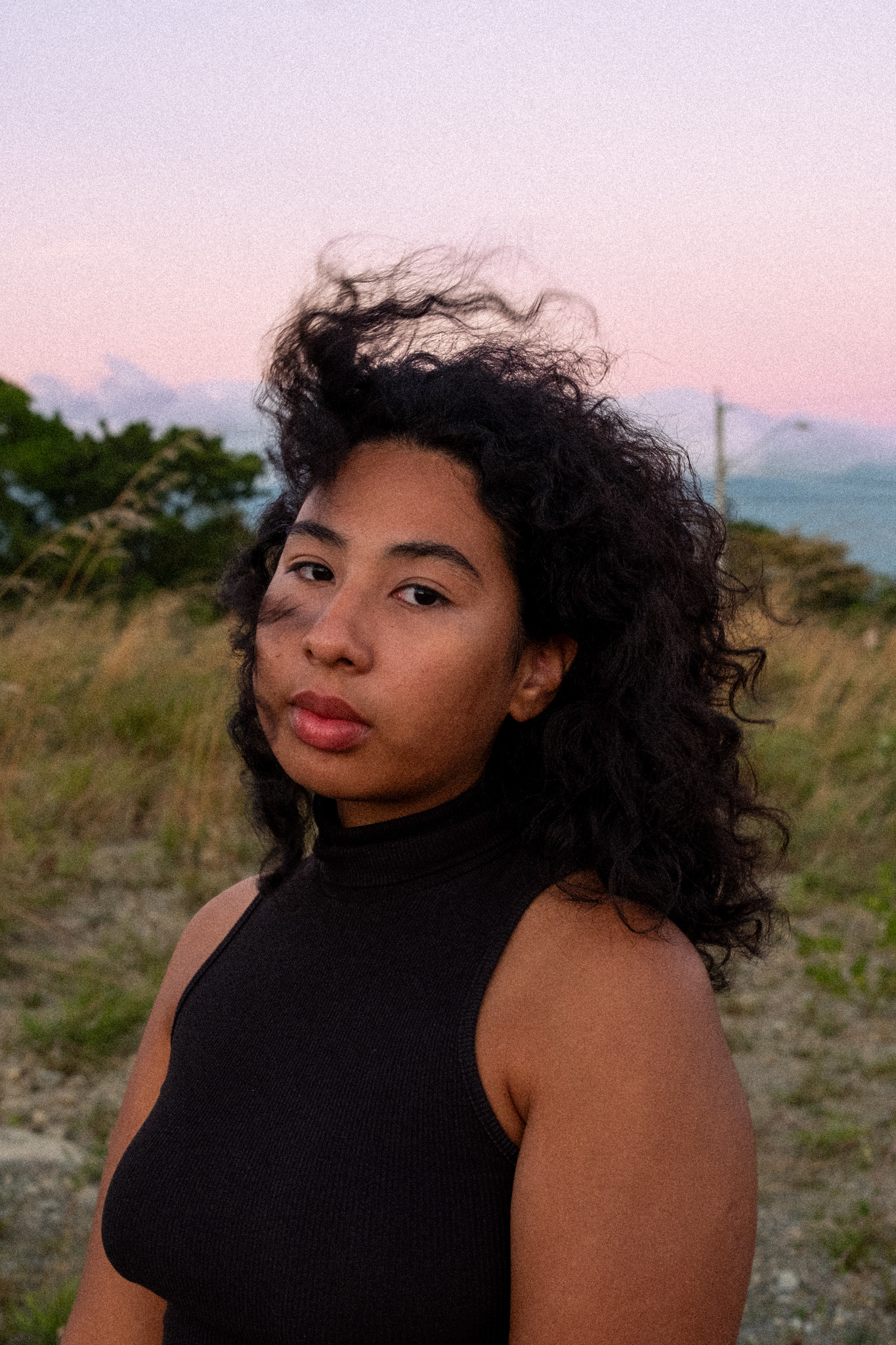 Sara Martínez backdrop