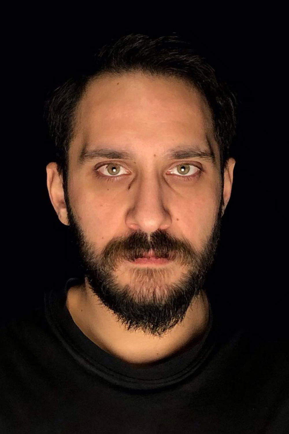 Yiğit Efe Tuzlacıoğlu backdrop