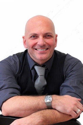 Franco Trentalance backdrop