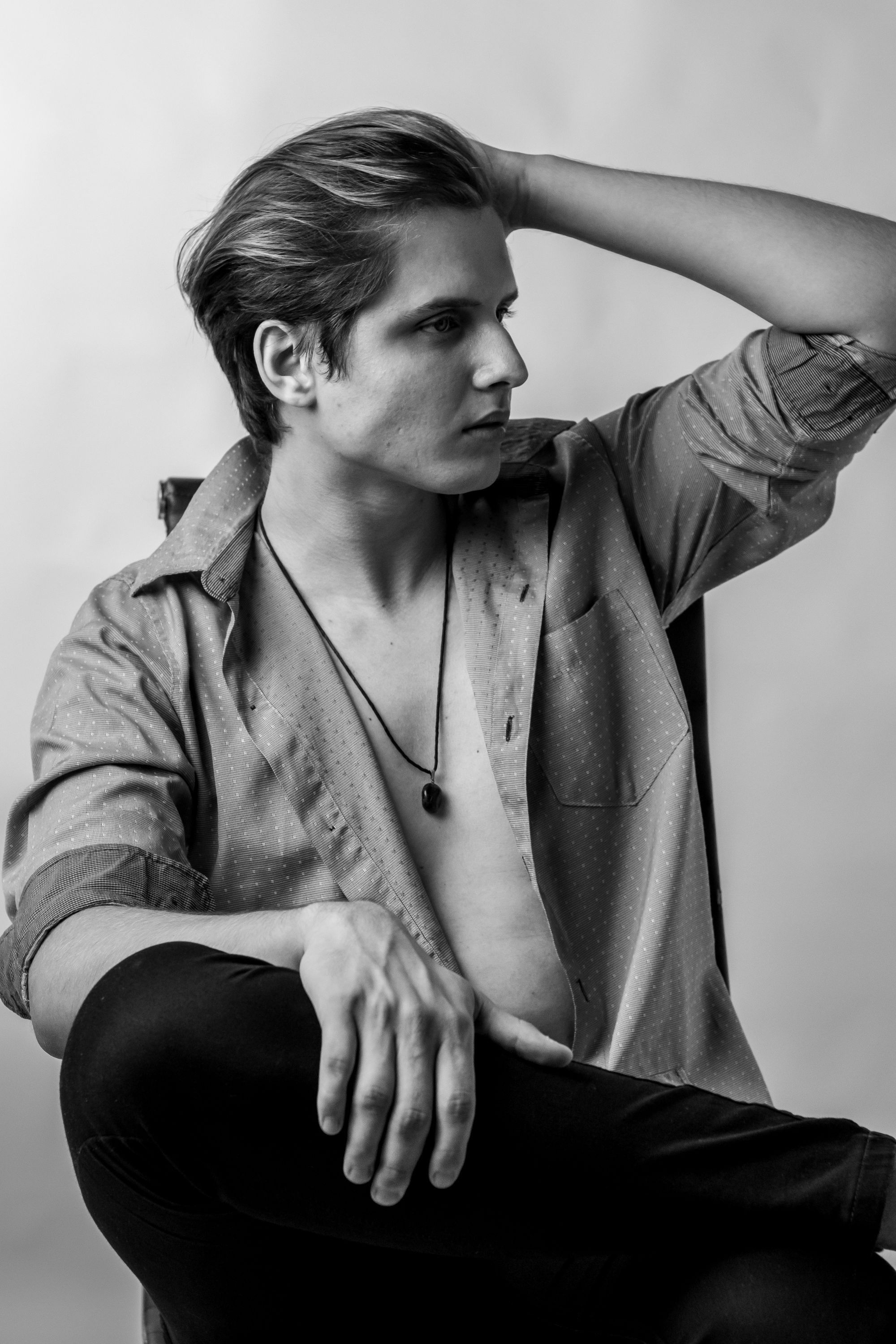 Felipe Bertão Pestana backdrop