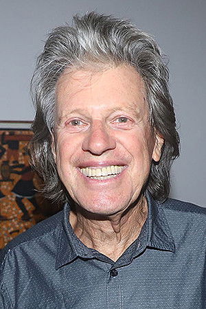 Ralph Camargo backdrop